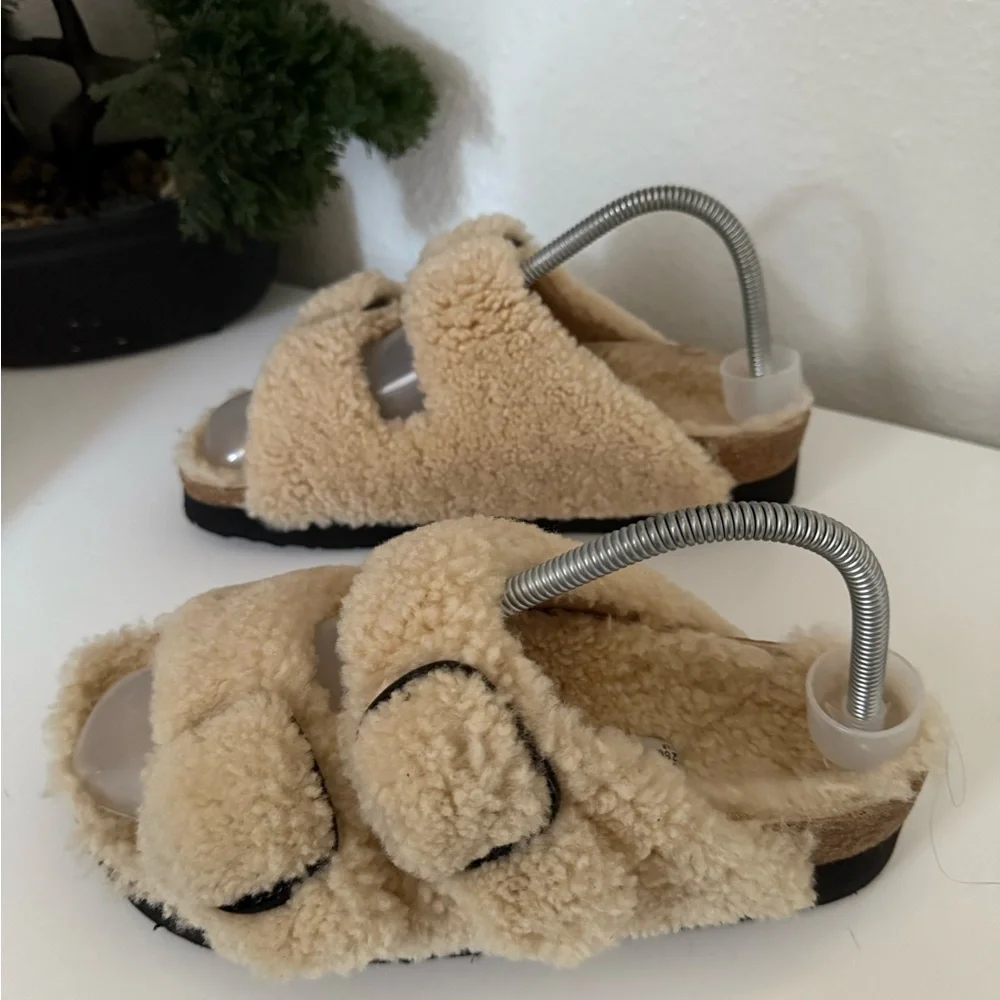 Birkenston Papillio Fuzzy Cream Sandals - Picture 2 of 5